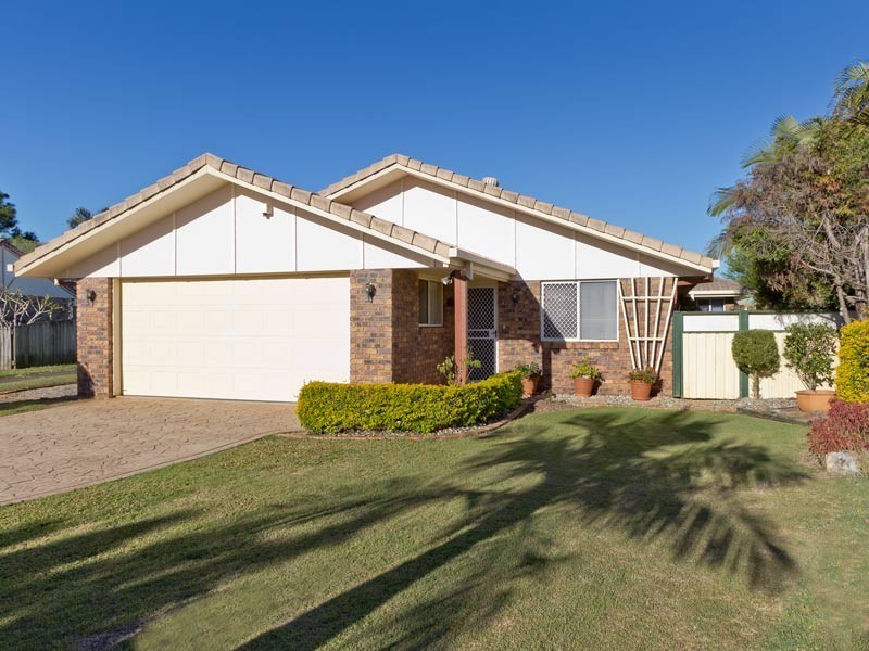 26 Garden Tce, Kallangur QLD 4503