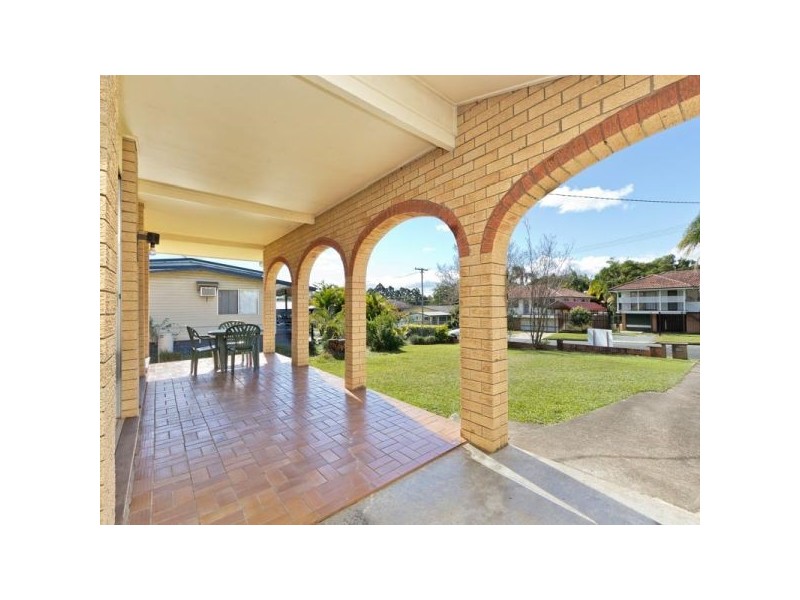 27 Lorraine Ct, Lawnton QLD 4501