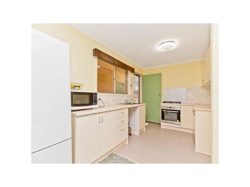 27 Lorraine Ct, Lawnton QLD 4501