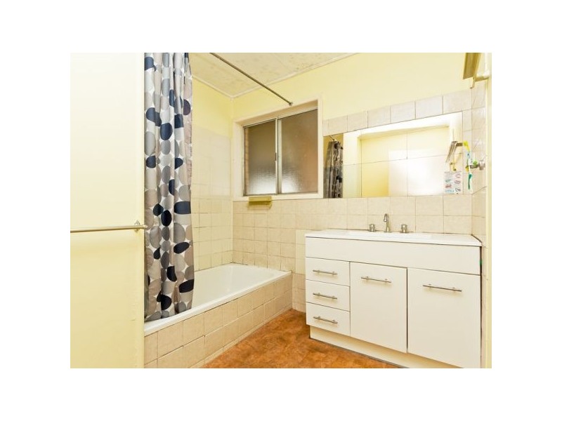 27 Lorraine Ct, Lawnton QLD 4501