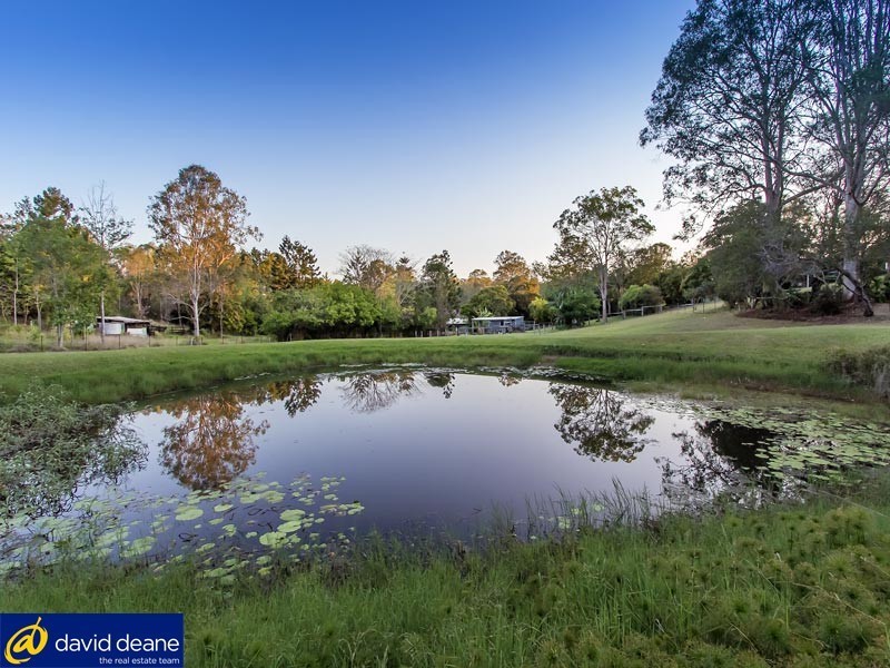 22 Whiteside Rd, Whiteside QLD 4503