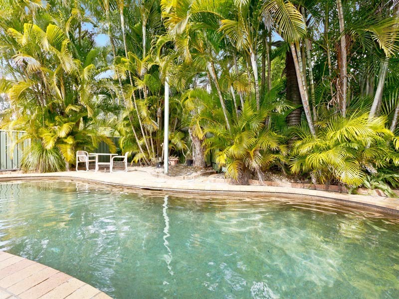 10 Clyde St, Kallangur QLD 4503