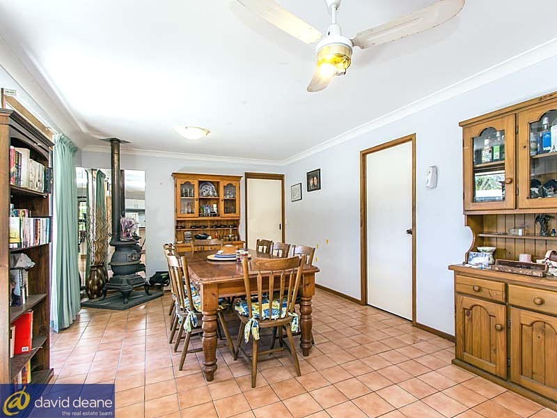4 Dijon Ct, Petrie QLD 4502