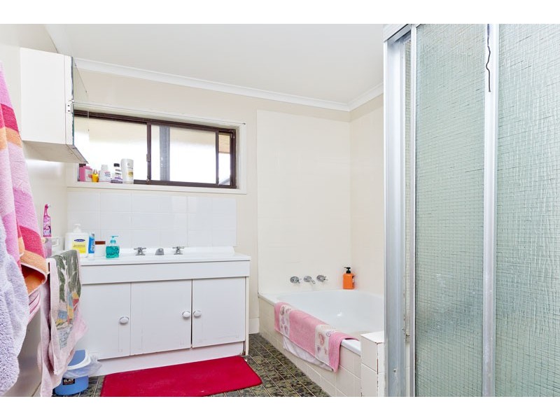 8 Jakari Ct, Strathpine QLD 4500