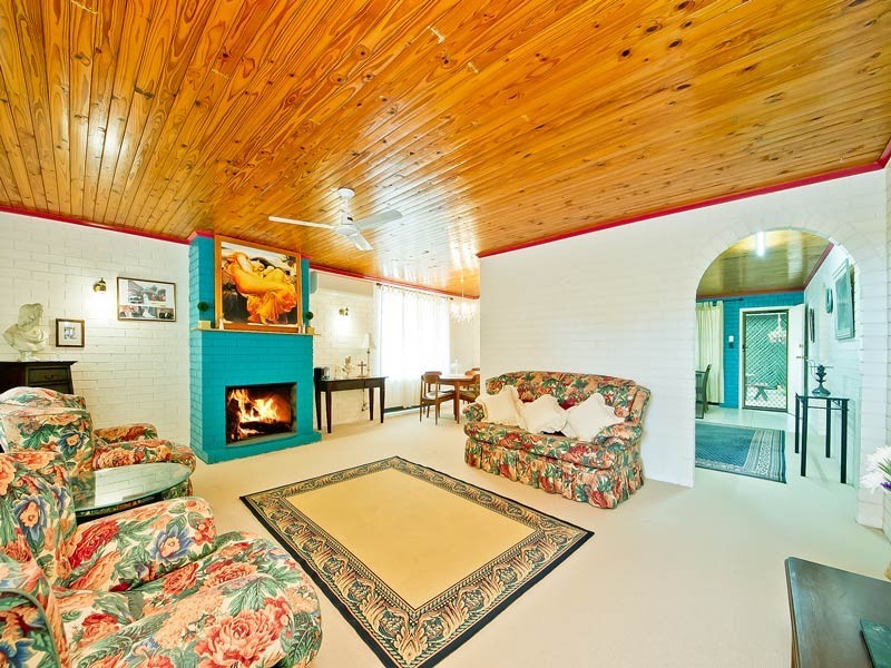 15 Schubert St, Strathpine QLD 4500