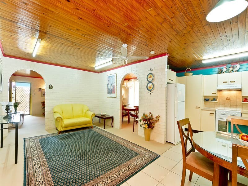 15 Schubert St, Strathpine QLD 4500