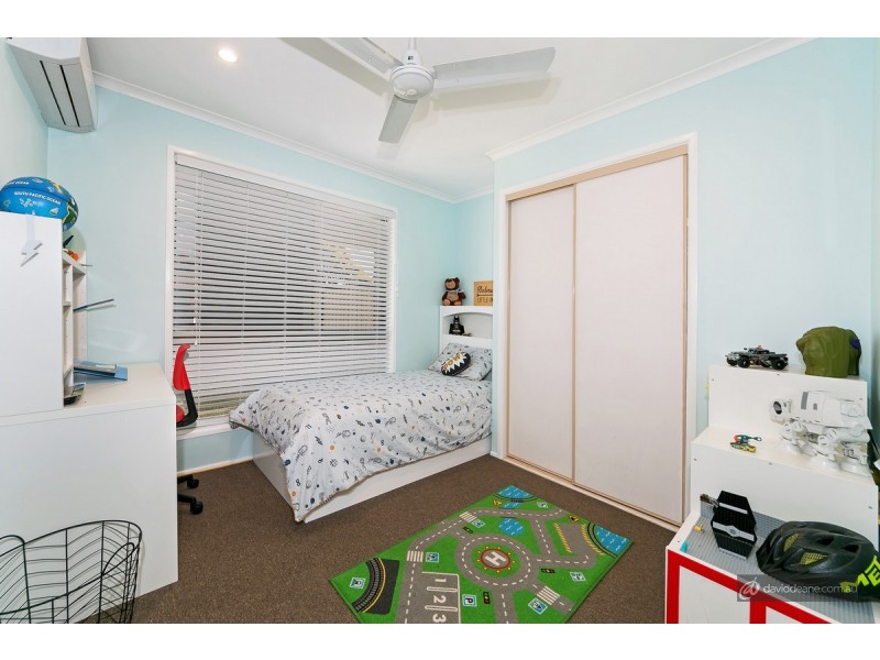 18 Sunderland Drive, Bray Park QLD 4500