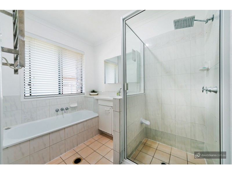 18 Sunderland Drive, Bray Park QLD 4500