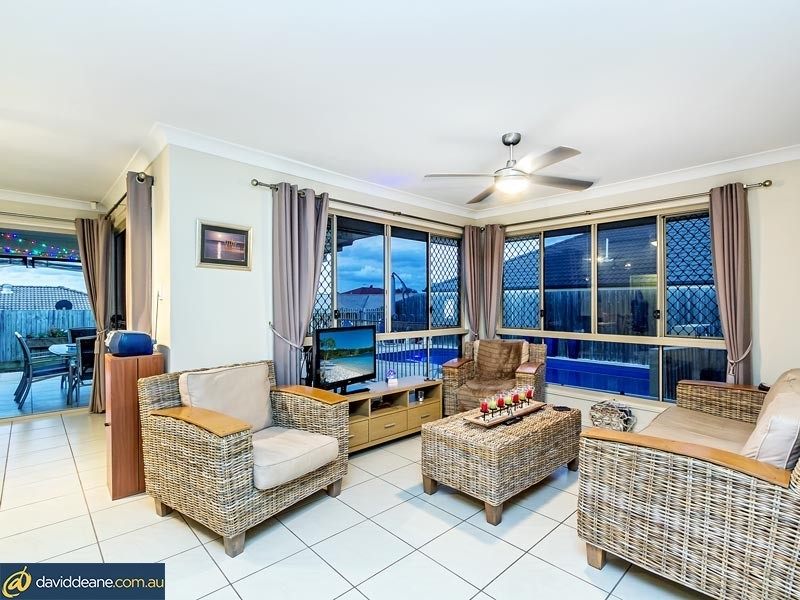 20 Skipton Cct, Kallangur QLD 4503