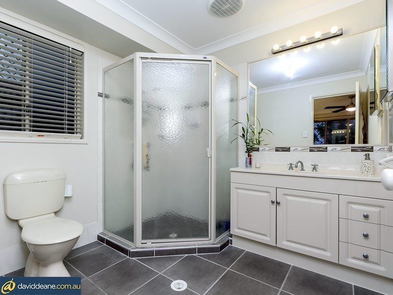 20 Skipton Cct, Kallangur QLD 4503