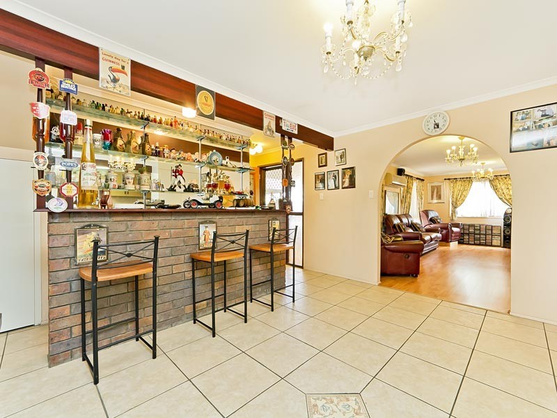 2 Pitchie St, Strathpine QLD 4500