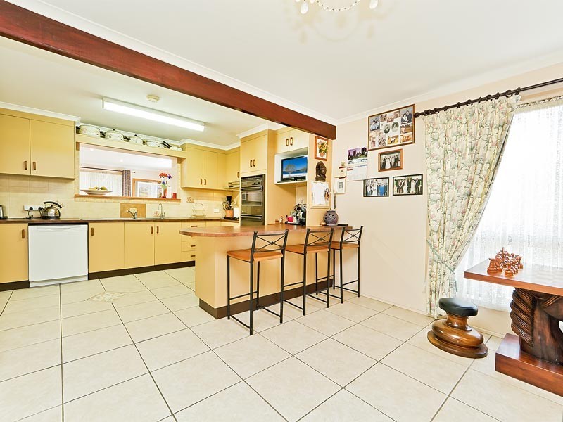 2 Pitchie St, Strathpine QLD 4500