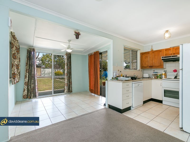 20 Woodlands Avenue, Petrie QLD 4502