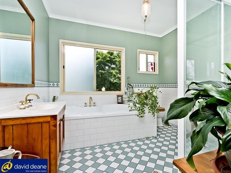 24 Culross Dr, Narangba QLD 4504