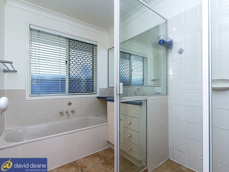 56 Paramount Drive, Warner QLD 4500