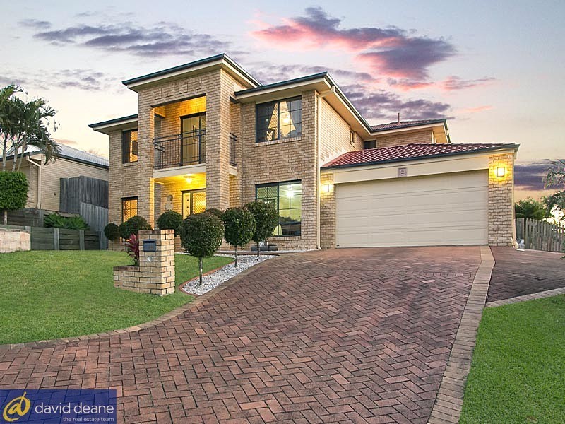 40 Hunter Cct, Petrie QLD 4502