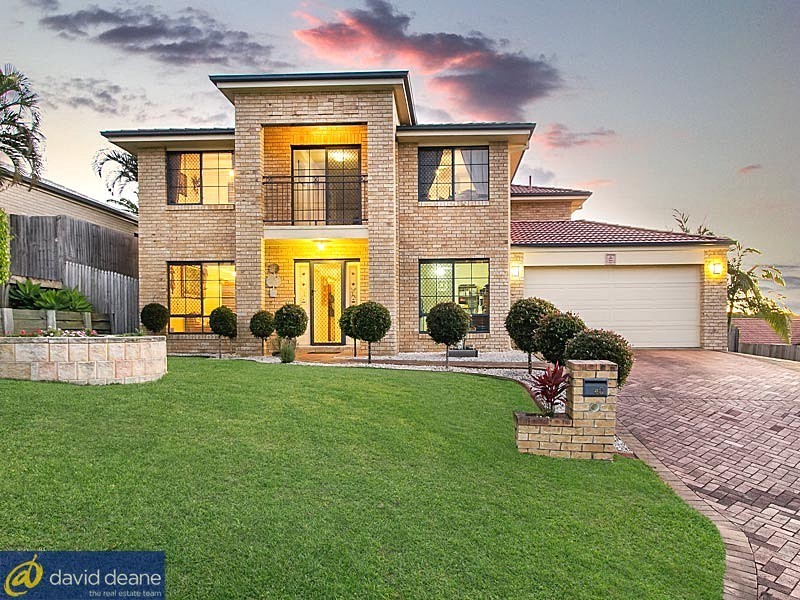 40 Hunter Cct, Petrie QLD 4502