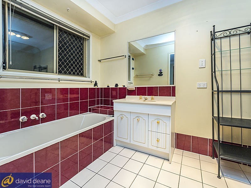 8 Marcia-belle Pl, Joyner QLD 4500