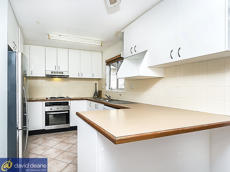 9 Lyndon St, Kallangur QLD 4503