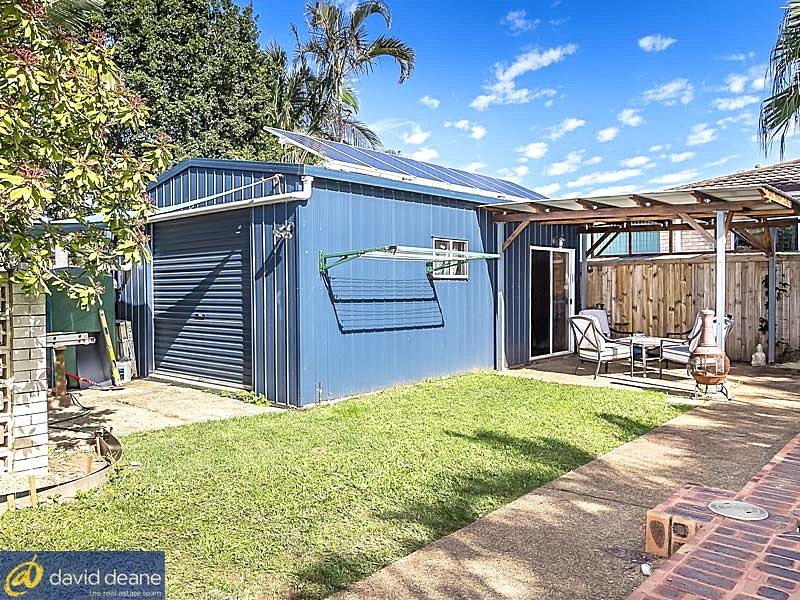 9 Lyndon St, Kallangur QLD 4503