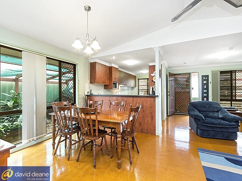 9 Voltaire Cres, Petrie QLD 4502