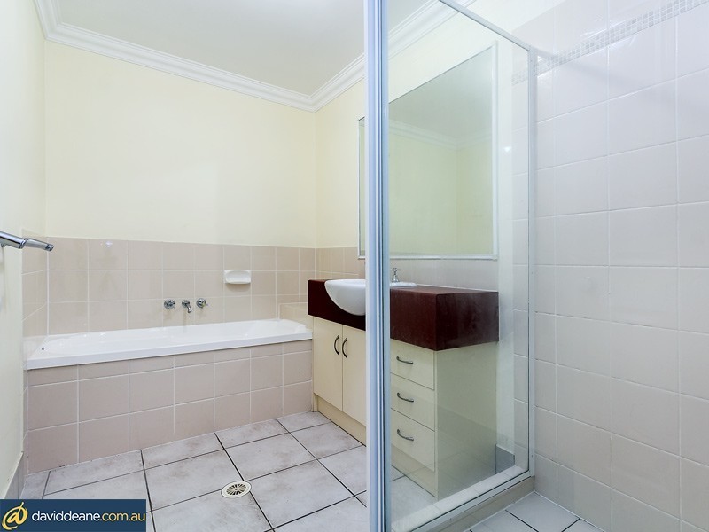 3 Basalt St, Murrumba Downs QLD 4503