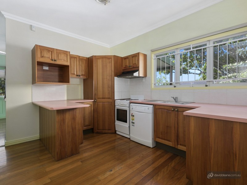 27 Bray Road, Lawnton QLD 4501