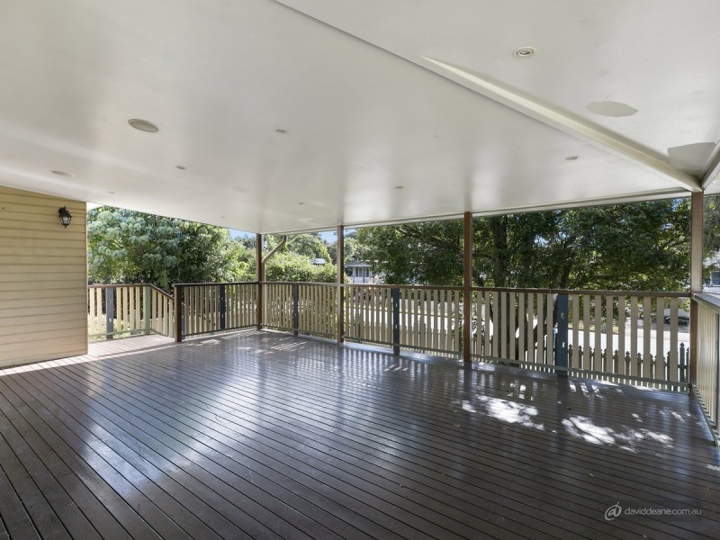 27 Bray Road, Lawnton QLD 4501