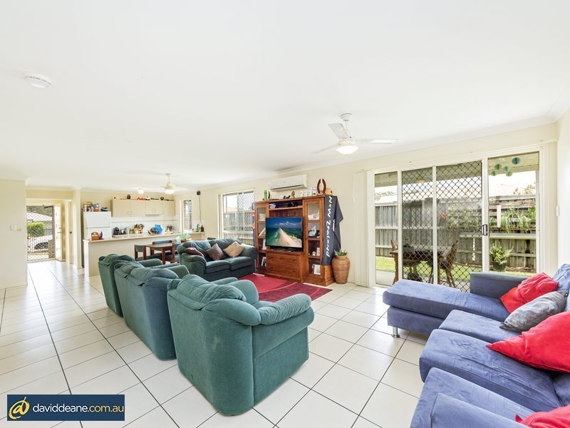 2 Dauntless Lane, Bray Park QLD 4500