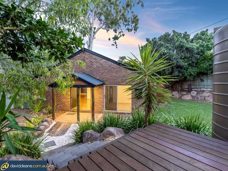 31 Constantia Dr, Petrie QLD 4502