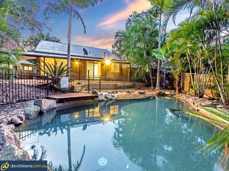 31 Constantia Dr, Petrie QLD 4502