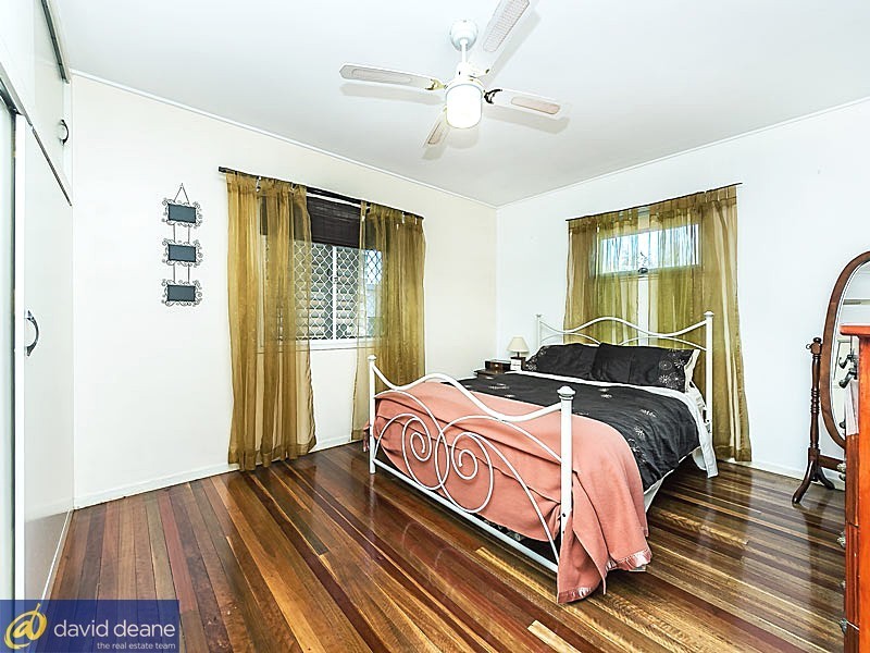 6 Brown St, Lawnton QLD 4501