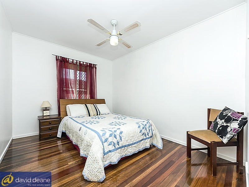 6 Brown St, Lawnton QLD 4501