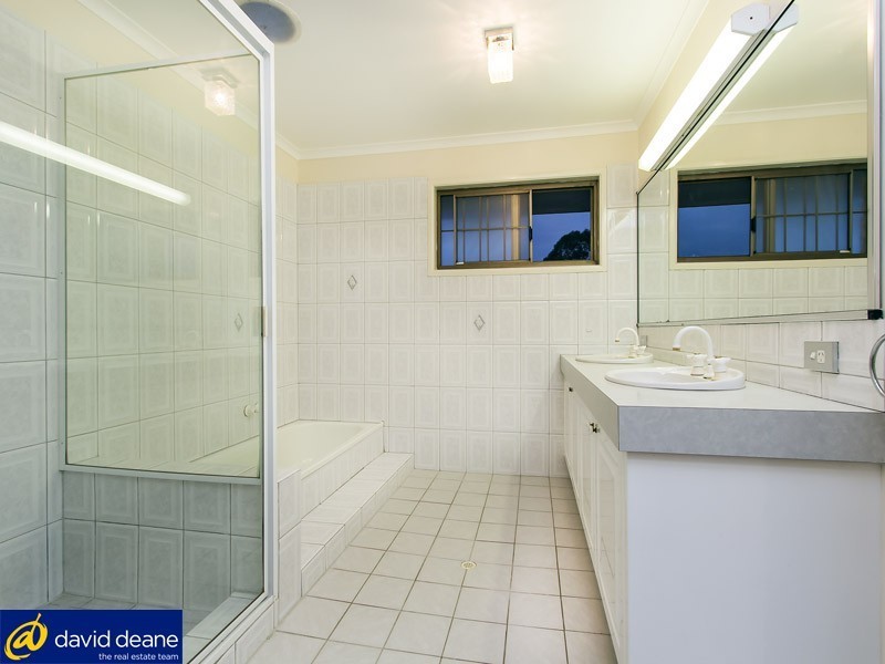 37 Vores Rd, Whiteside QLD 4503