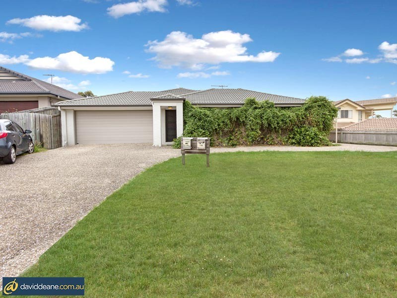 1/14 and 2/14 Oakwood Road, Warner QLD 4500