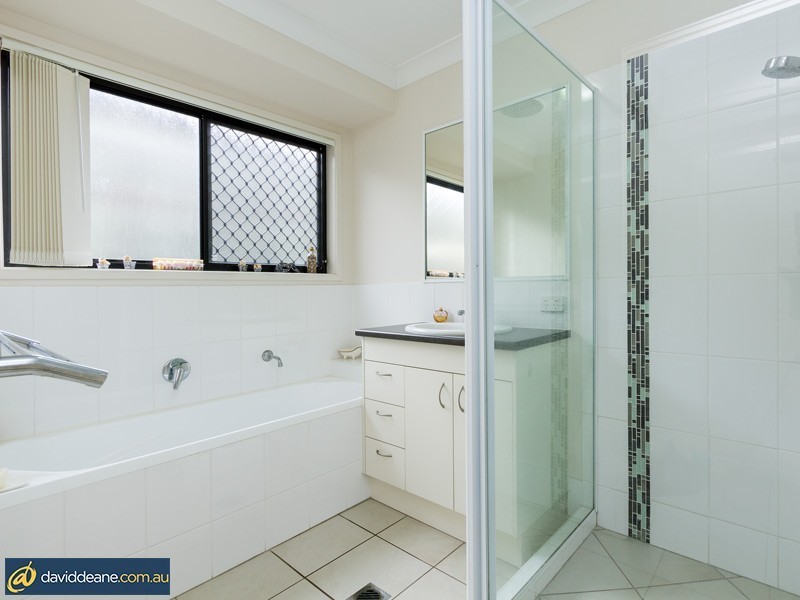 1/14 and 2/14 Oakwood Road, Warner QLD 4500