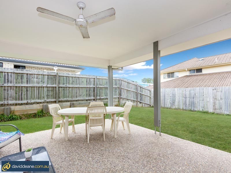 1/14 and 2/14 Oakwood Road, Warner QLD 4500
