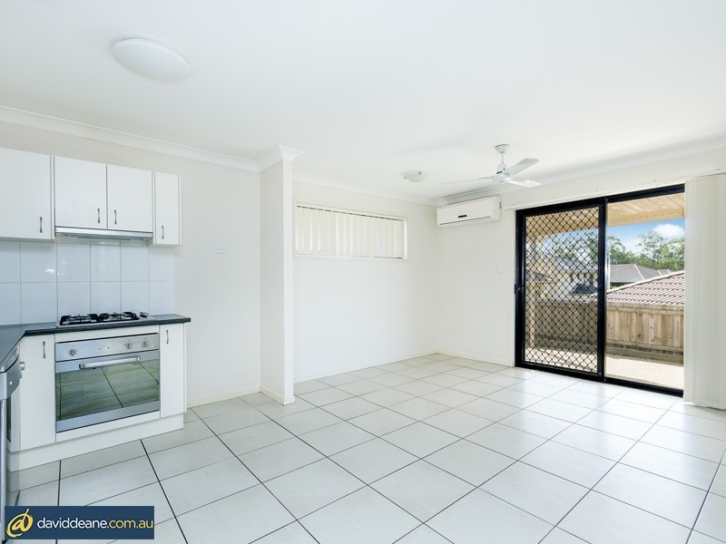 1/14 and 2/14 Oakwood Road, Warner QLD 4500