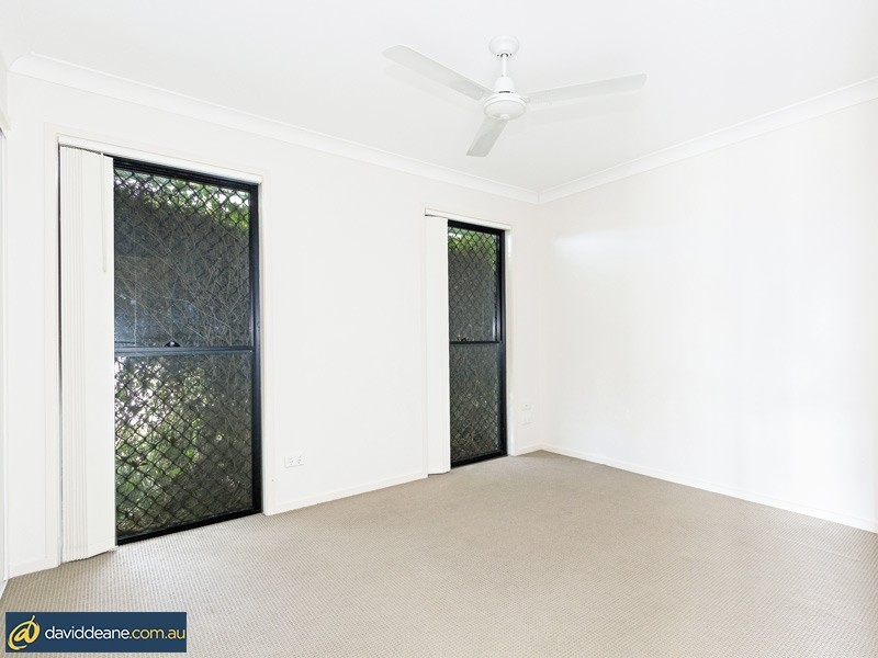 1/14 and 2/14 Oakwood Road, Warner QLD 4500