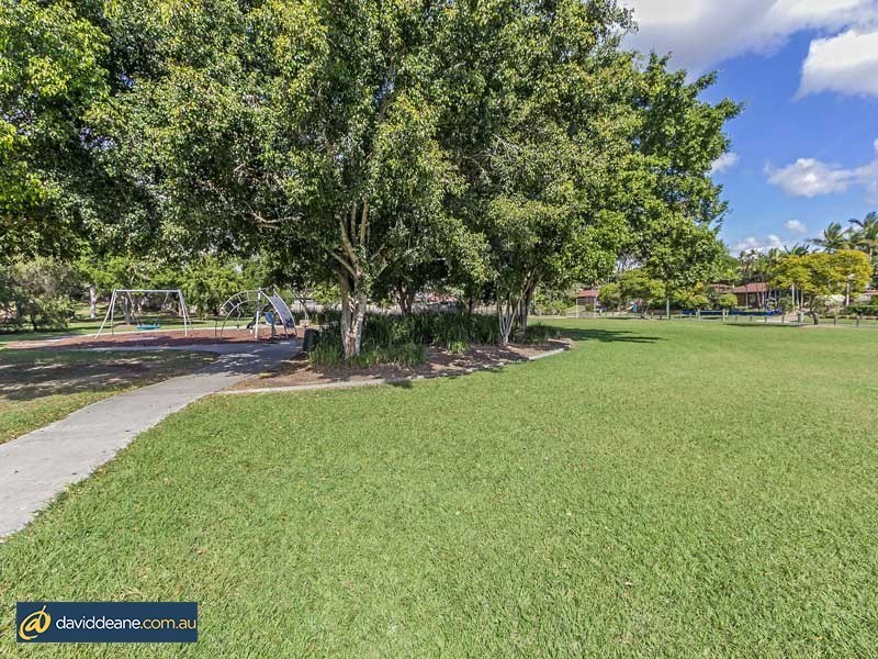 41 Rue Montaigne, Petrie QLD 4502