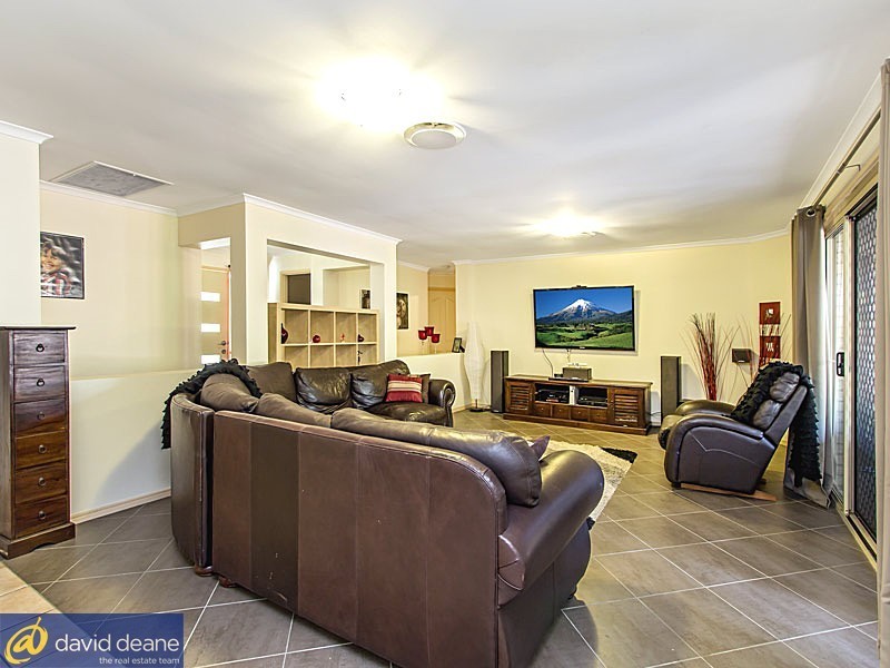 15 Corinto Ct, Dakabin QLD 4503