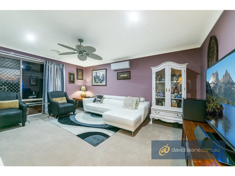 5 Sawyer Court, Petrie QLD 4502