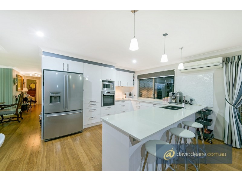 5 Sawyer Court, Petrie QLD 4502