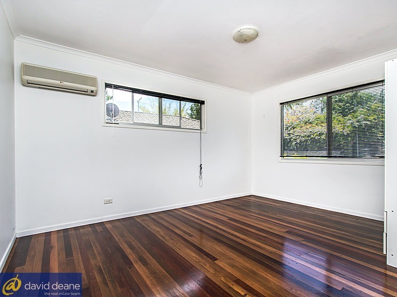 11 Arunga St, Petrie QLD 4502