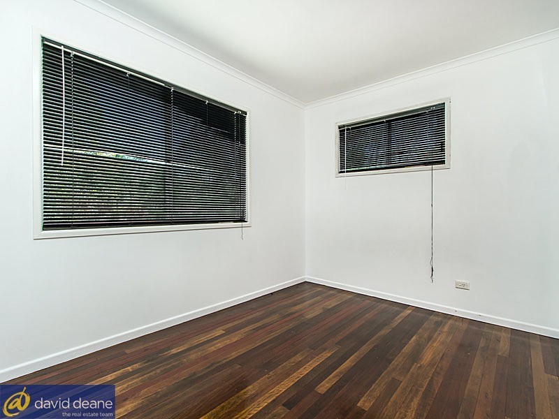 11 Arunga St, Petrie QLD 4502