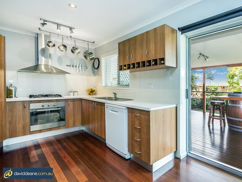 14 Keats Ave, Strathpine QLD 4500