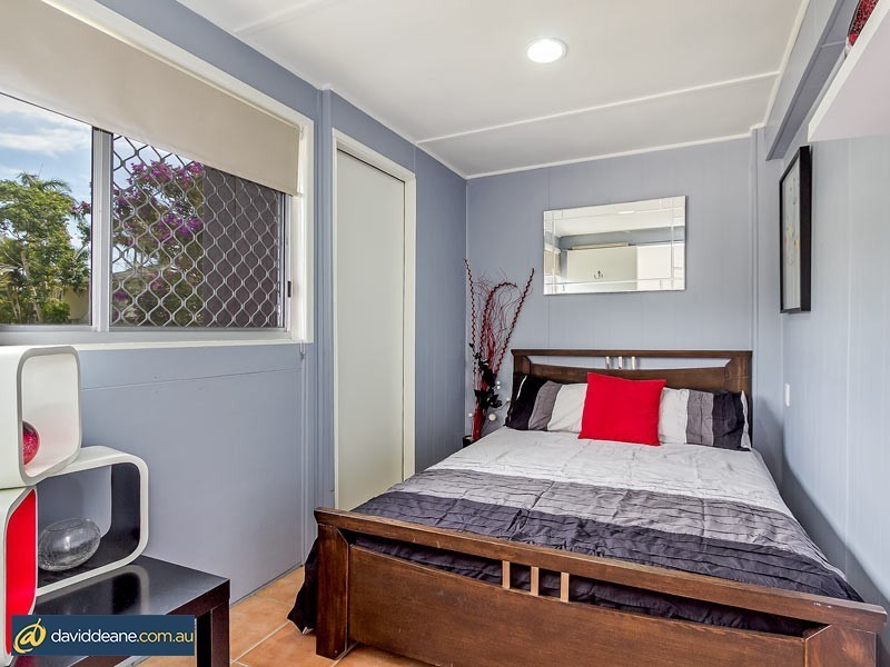 14 Keats Ave, Strathpine QLD 4500