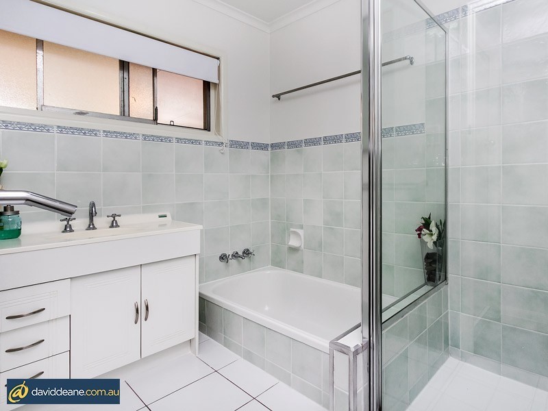14 Keats Ave, Strathpine QLD 4500