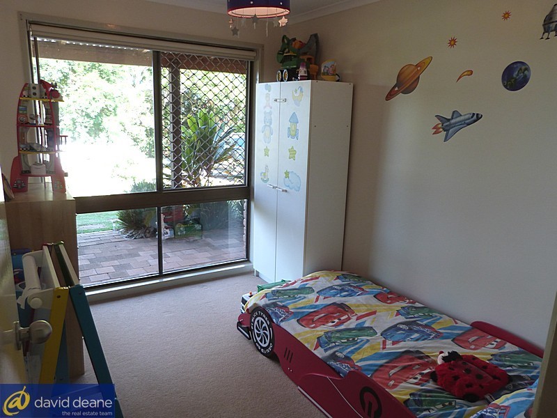 24 Gannon St, Mount Mee QLD 4521