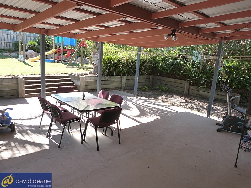 24 Gannon St, Mount Mee QLD 4521